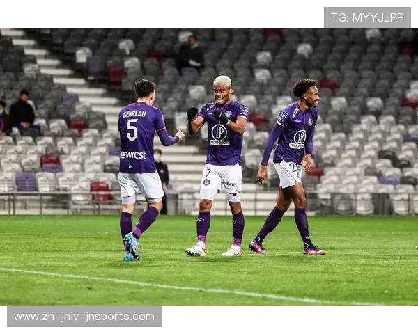 法甲联赛足球队排名:法甲联赛当前足球队的排名及其动向 法甲联赛足球队排名:法甲联赛当前足球队的排名及其动向